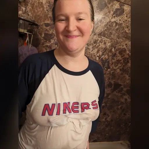 20240410 medium:photo person:kristina_dahl wet_shirt // 3072x4080 // 2.0MB // jpg // image/jpeg // PXL_20240410_041553500