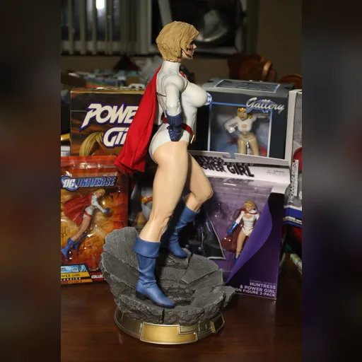 alias:karen_starr alias:power_girl character:kara_zor-l figure figures medium:photo publisher:dc rotate // 4272x2848 // 5.1MB // jpg // image/jpeg // IMG_0107