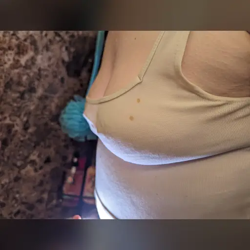 20240410 medium:photo person:kristina_dahl wet_shirt // 4080x3072 // 2.6MB // jpg // image/jpeg // PXL_20240410_040732474