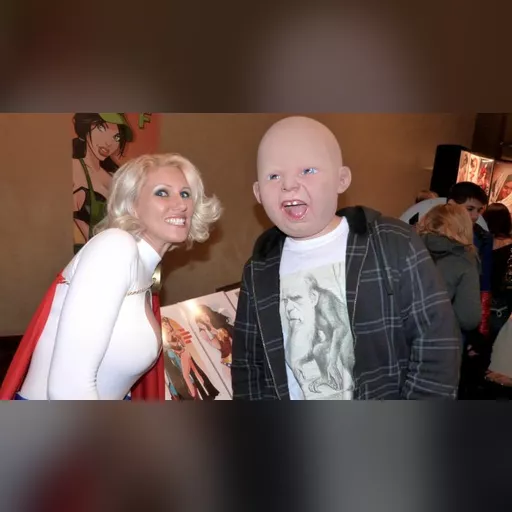 alias:karen_starr alias:power_girl character:kara_zor-l cosplay medium:photo person:azpowergirl publisher:dc stopgap // 700x393 // 44.8KB // jpg // image/jpeg // p1050002-copy-e1493492575969