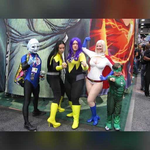 alias:karen_starr alias:power_girl character:kara_zor-l cosplay medium:photo person:vegas_pg publisher:dc // 1024x768 // 558.8KB // jpg // image/jpeg // 5979446051_65dabe8c46_b