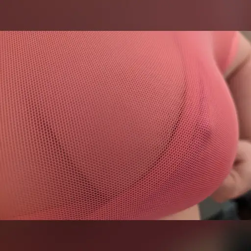 20240523 medium:photo person:kristina_dahl // 4080x3072 // 2.3MB // jpg // image/jpeg // PXL_20240523_213557949