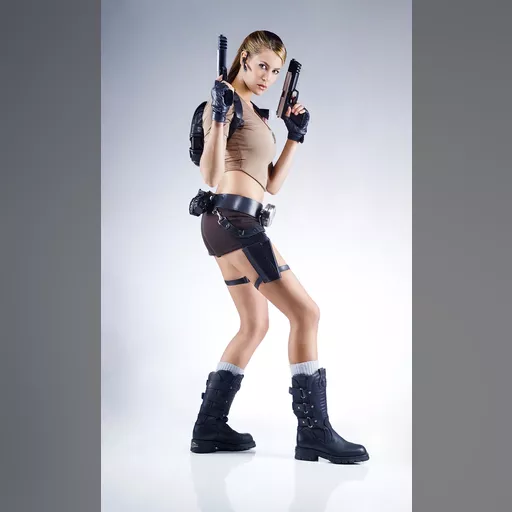 character:lara_croft cosplay hair:brown medium:photo person:karima_adebibe series:tomb_raider // 1500x2466 // 416.9KB // jpg // image/jpeg // 028
