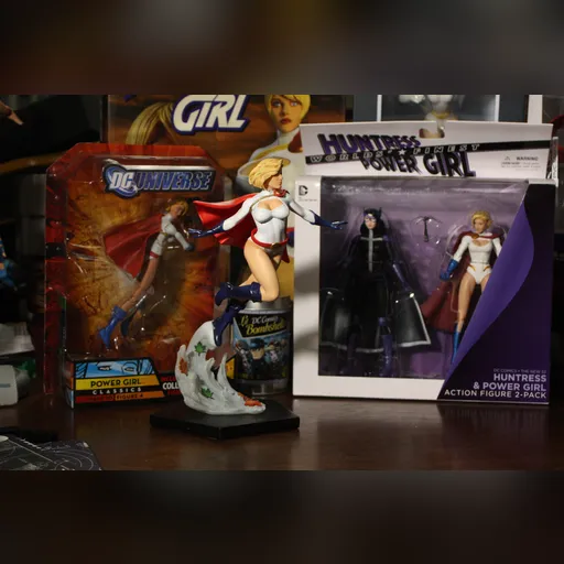 alias:karen_starr alias:power_girl character:kara_zor-l figure figures medium:photo publisher:dc // 4272x2848 // 4.9MB // jpg // image/jpeg // IMG_0026