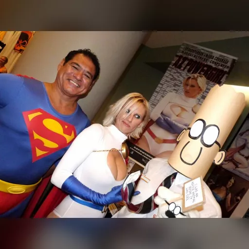 alias:karen_starr alias:power_girl character:kara_zor-l cosplay medium:photo person:azpowergirl publisher:dc // 700x525 // 66.0KB // jpg // image/jpeg // p1070946-copy-e1493492437135