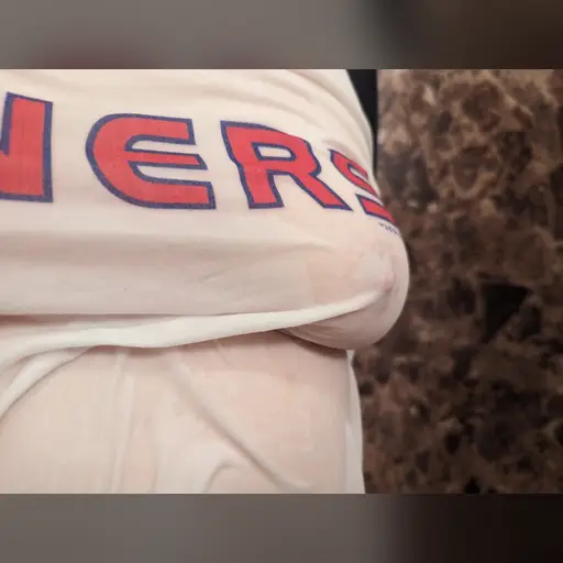 20240410 medium:photo person:kristina_dahl wet_shirt // 4080x3072 // 2.2MB // jpg // image/jpeg // PXL_20240410_041510330