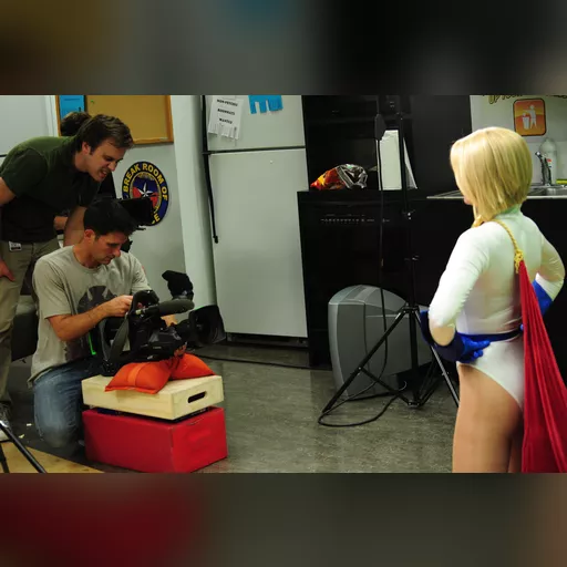 alias:karen_starr alias:power_girl character:kara_zor-l cosplay medium:photo person:carrie_keagan publisher:dc // 4256x2832 // 5.1MB // jpg // image/jpeg // JPG (8)