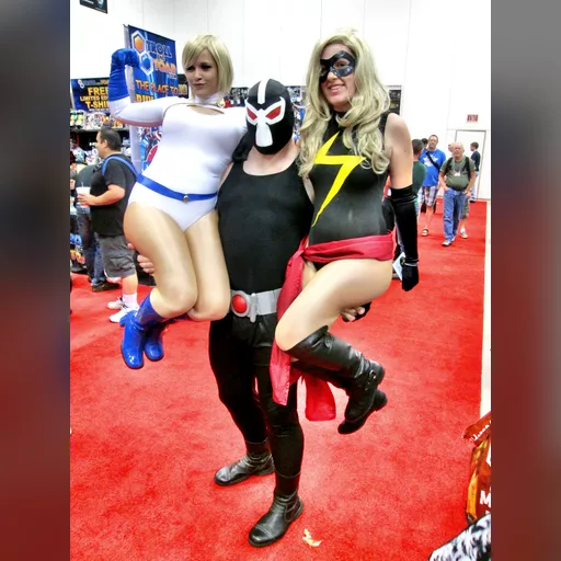 alias:karen_starr alias:power_girl character:kara_zor-l cosplay medium:photo old_dartlery publisher:dc // 2448x3264 // 8.4MB // jpg // image/jpeg // c4bab1ab419f2e894b6025f6222efe123a589be3be0cc74c1222af1549420eb