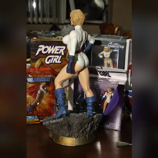 alias:karen_starr alias:power_girl character:kara_zor-l figure figures medium:photo publisher:dc rotate // 4272x2848 // 5.2MB // jpg // image/jpeg // IMG_0130