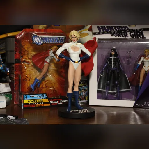 alias:karen_starr alias:power_girl character:kara_zor-l figure figures medium:photo publisher:dc // 4272x2848 // 5.3MB // jpg // image/jpeg // IMG_0054