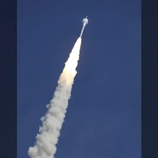 medium:photo space // 2363x3000 // 2.2MB // jpg // image/jpeg // 1369548658536