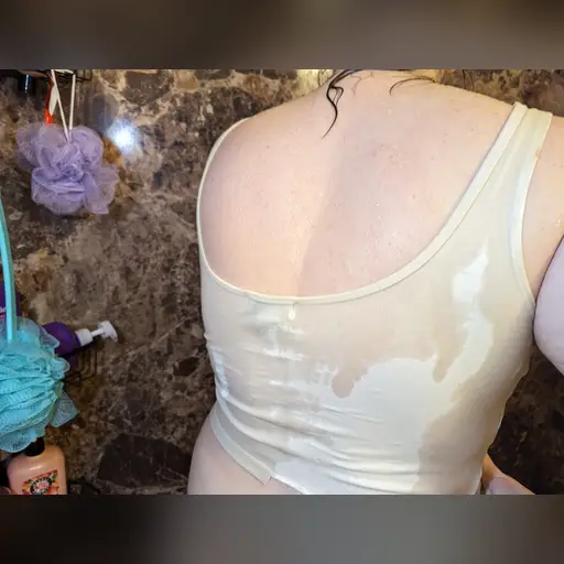 20240410 medium:photo person:kristina_dahl // 4080x3072 // 2.7MB // jpg // image/jpeg // PXL_20240410_040550998