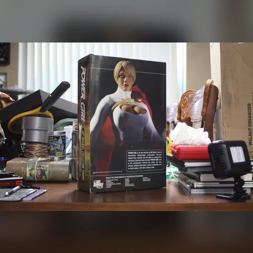 alias:karen_starr alias:power_girl character:kara_zor-l figure figures medium:photo publisher:dc // 4272x2848 // 4.4MB // jpg // image/jpeg // IMG_9582