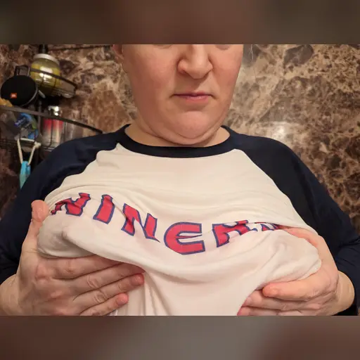 20240410 medium:photo person:kristina_dahl wet_shirt // 4080x3072 // 2.3MB // jpg // image/jpeg // PXL_20240410_041659680