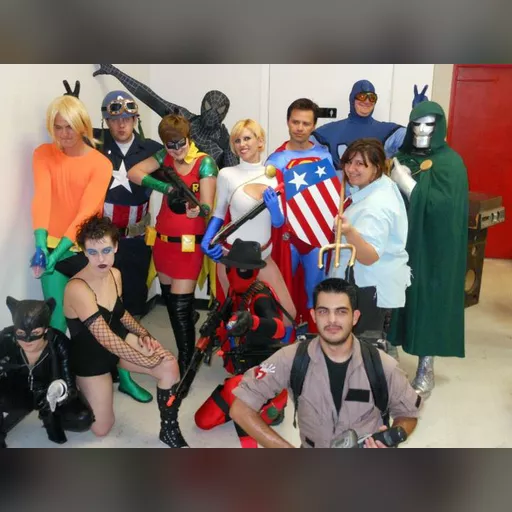 alias:karen_starr alias:power_girl character:kara_zor-l cosplay medium:photo person:azpowergirl publisher:dc stopgap // 720x540 // 226.0KB // jpg // image/jpeg // 560655_361681800547560_1791623136_n1