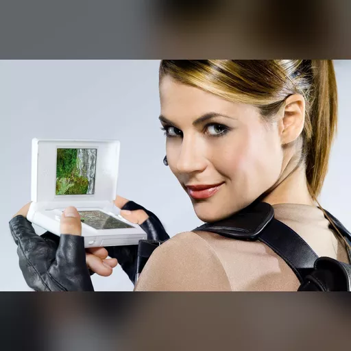 character:lara_croft cosplay hair:brown medium:photo person:karima_adebibe series:tomb_raider // 1200x792 // 134.6KB // jpg // image/jpeg // 026