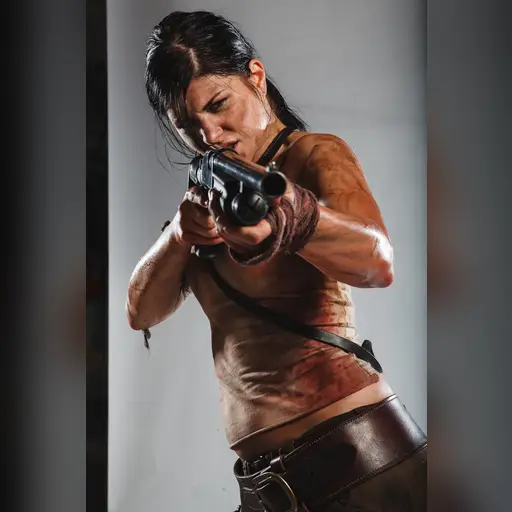 medium:artwork official series:tomb_raider tomb_raider_2013 // 1280x1920 // 1.5MB // jpg // image/jpeg // tr2013-erin-johnson032E427029-BB9E-00B0-A917-1E071CFD260D