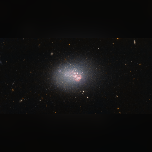 medium:photo space telescope:hubble // 3908x1947 // 8.9MB // webp // image/webp; lossless=true // potw1741a