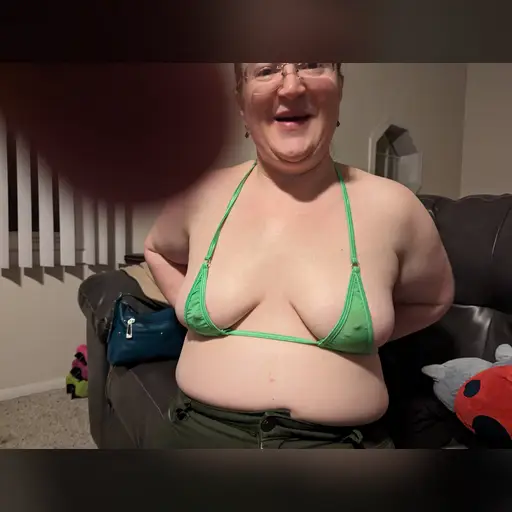 20240607 medium:photo person:kristina_dahl // 4080x3072 // 1.9MB // jpg // image/jpeg // PXL_20240607_024333147