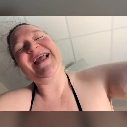 20240618 medium:photo person:kristina_dahl // 4080x3072 // 2.0MB // jpg // image/jpeg // PXL_20240618_155251366