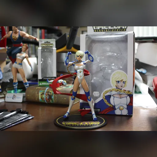 alias:karen_starr alias:power_girl character:kara_zor-l figure figures medium:photo publisher:dc // 4272x2848 // 4.4MB // jpg // image/jpeg // IMG_9553