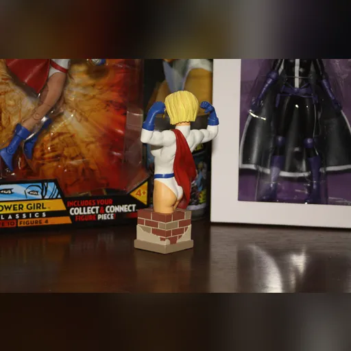 alias:karen_starr alias:power_girl character:kara_zor-l figure figures medium:photo publisher:dc // 4272x2848 // 5.1MB // jpg // image/jpeg // IMG_0074