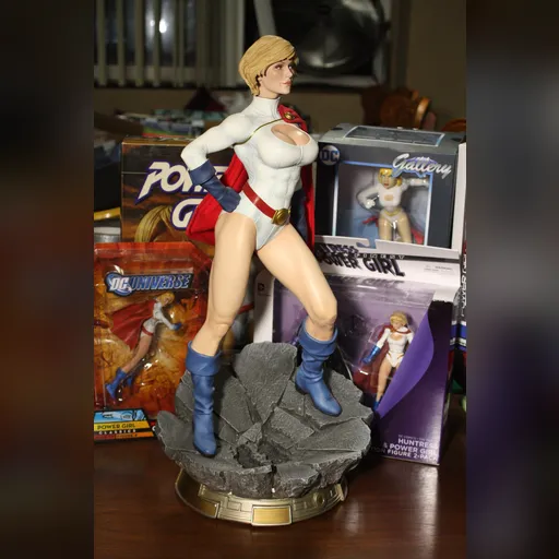 alias:karen_starr alias:power_girl character:kara_zor-l figure figures medium:photo publisher:dc rotate // 4272x2848 // 5.2MB // jpg // image/jpeg // IMG_0104
