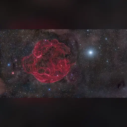 medium:photo site:wikipedia space // 4000x2153 // 3.9MB // jpg // image/jpeg // Simeis_147