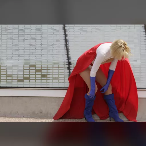 alias:karen_starr alias:power_girl character:kara_zor-l cosplay medium:photo person:azpowergirl publisher:dc // 5184x3456 // 4.0MB // jpg // image/jpeg // mg_8214