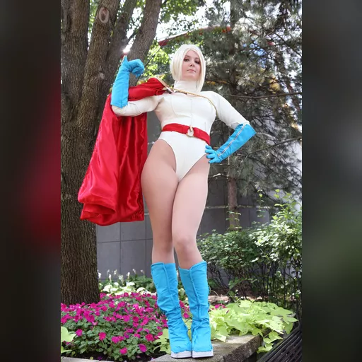 alias:karen_starr alias:power_girl character:kara_zor-l cosplay medium:photo person:chiko publisher:dc // 800x1200 // 501.7KB // jpg // image/jpeg // 10784-41421-aa2070cab01cabe4dbd1561635d8c279