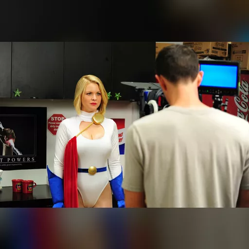 alias:karen_starr alias:power_girl character:kara_zor-l cosplay medium:photo person:carrie_keagan publisher:dc // 4256x2832 // 531.4KB // jpg // image/jpeg // jpg (8)