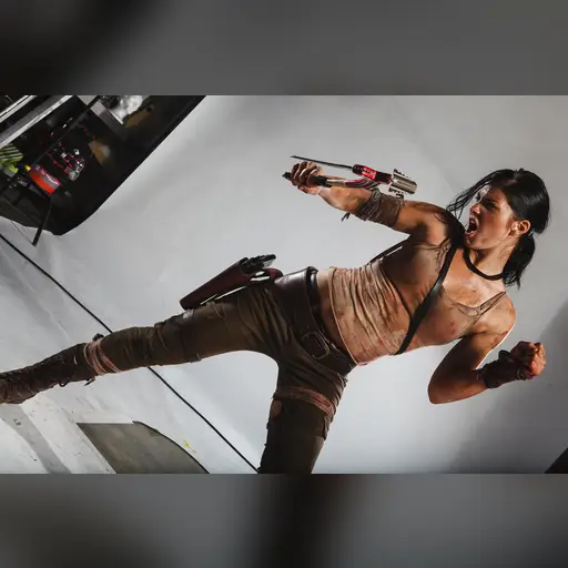 medium:artwork official series:tomb_raider tomb_raider_2013 // 1920x1280 // 1.4MB // jpg // image/jpeg // tr2013-erin-johnson11DC952E63-9655-E628-D158-C562666C7B0F