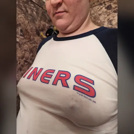 20240410 medium:photo person:kristina_dahl wet_shirt // 3072x4080 // 2.2MB // jpg // image/jpeg // PXL_20240410_041800662