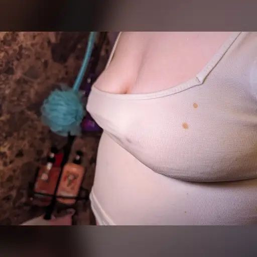 20240410 medium:photo person:kristina_dahl wet_shirt // 4080x3072 // 2.7MB // jpg // image/jpeg // PXL_20240410_040734976