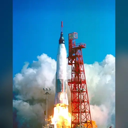 medium:photo space // 1024x1280 // 269.0KB // jpg // image/jpeg // 1369266717282