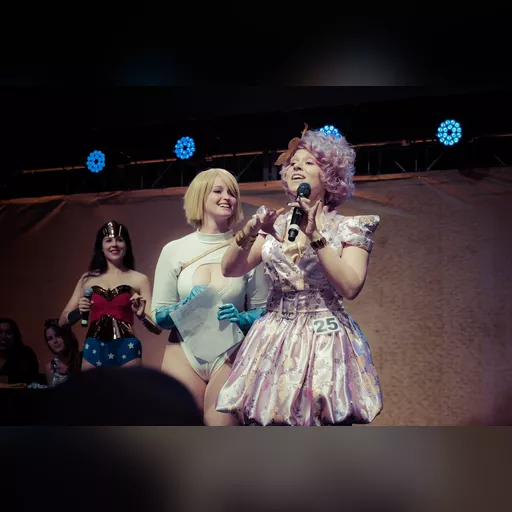 alias:karen_starr alias:power_girl character:kara_zor-l cosplay medium:photo person:tallest_silver publisher:dc stopgap // 1920x1276 // 1.3MB // jpg // image/jpeg // 8010973189_9935f26070_o