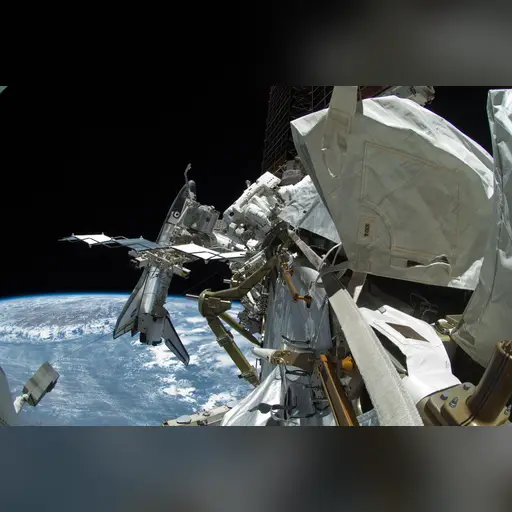 medium:photo space // 4288x2848 // 1.3MB // jpg // image/jpeg // 1369270961819