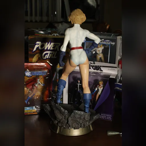 alias:karen_starr alias:power_girl character:kara_zor-l figure figures medium:photo publisher:dc rotate // 4272x2848 // 4.7MB // jpg // image/jpeg // IMG_0113