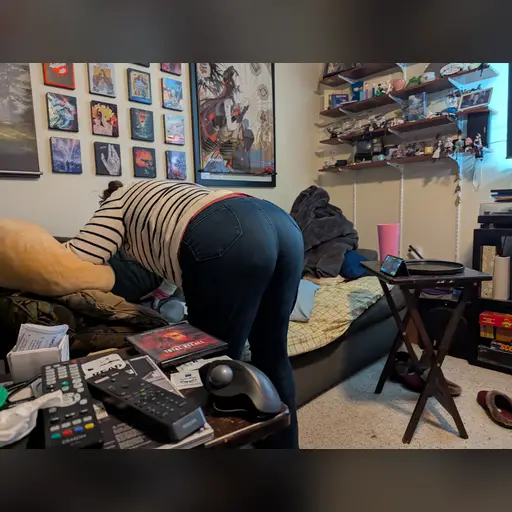 20241125 medium:photo person:kristina_dahl // 4080x3072 // 2.3MB // jpg // image/jpeg // PXL_20241125_015117831