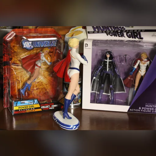 alias:karen_starr alias:power_girl character:kara_zor-l figure figures medium:photo publisher:dc // 4272x2848 // 5.4MB // jpg // image/jpeg // IMG_0050