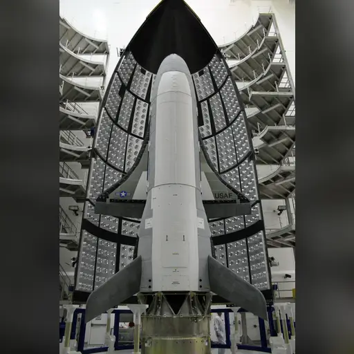 medium:photo space // 1824x2736 // 2.8MB // jpg // image/jpeg // 1369547032181