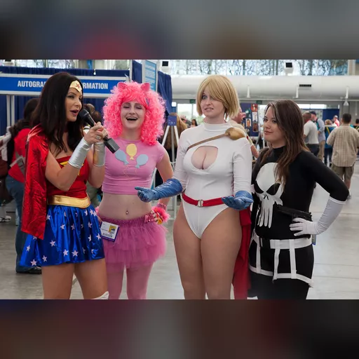 alias:karen_starr alias:power_girl character:kara_zor-l cosplay medium:photo person:tallest_silver publisher:dc stopgap // 1024x683 // 170.8KB // jpg // image/jpeg // 5967858388_91f76c5f6f_o