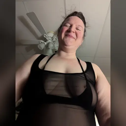 20241218 medium:photo person:kristina_dahl // 3072x4080 // 1.5MB // jpg // image/jpeg // PXL_20241218_053507436