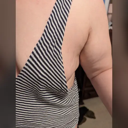 20250109 medium:photo person:kristina_dahl wallpaper_framing!4x9 // 3072x4080 // 2.8MB // jpg // image/jpeg // PXL_20250109_063245495