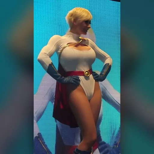 alias:karen_starr alias:power_girl character:kara_zor-l cosplay medium:photo person:marie-claude_bourbonnais publisher:dc // 405x720 // 72.9KB // jpg // image/jpeg // l65AS9E