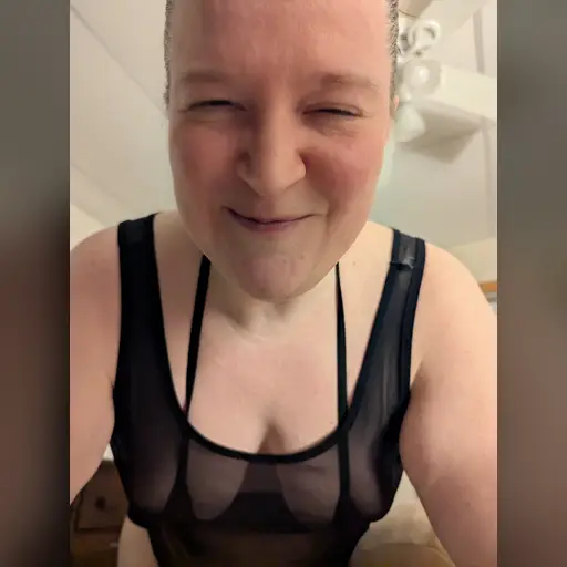 20241218 medium:photo person:kristina_dahl // 3072x4080 // 1.9MB // jpg // image/jpeg // PXL_20241218_043503055