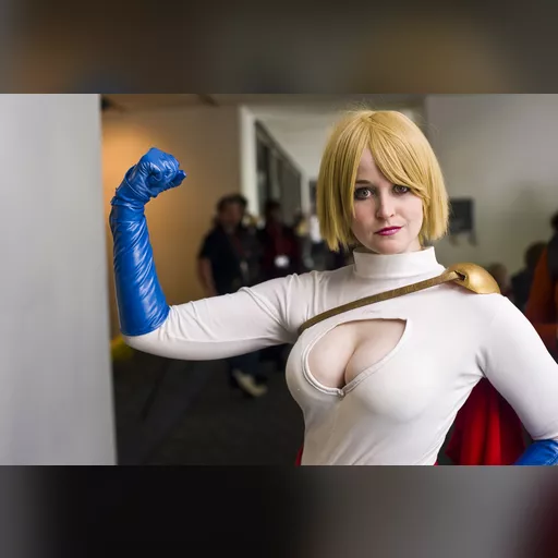 alias:karen_starr alias:power_girl character:kara_zor-l cosplay medium:photo old_dartlery person:tallest_silver publisher:dc // 950x633 // 207.2KB // jpg // image/jpeg // 5593947511_0b74f5b605_b