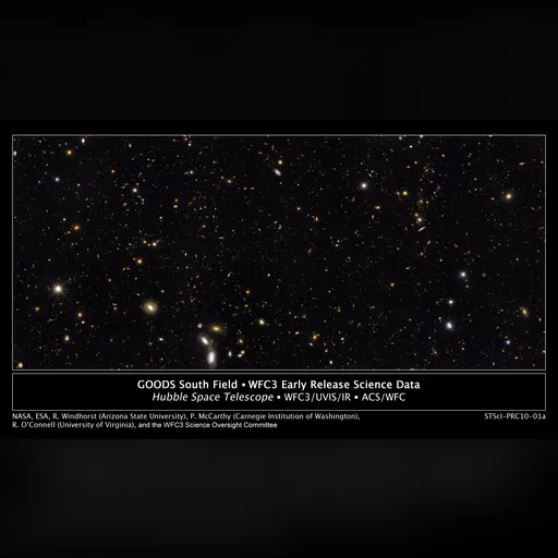 medium:photo space // 3600x2060 // 2.7MB // jpg // image/jpeg // 415411main_south-field-full