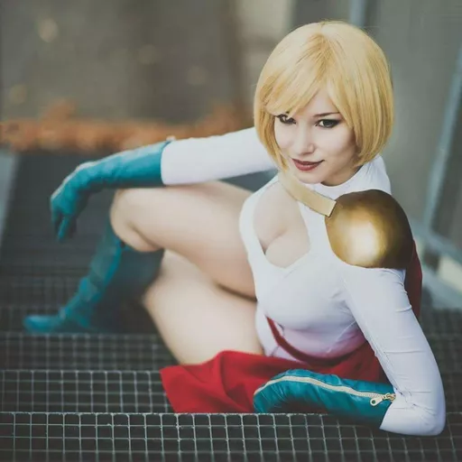alias:karen_starr alias:power_girl character:kara_zor-l cosplay medium:photo person:enji_night publisher:dc // 1080x1080 // 74.1KB // jpg // image/jpeg // ZY0knZp