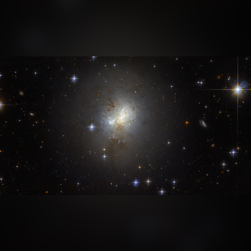 medium:photo space telescope:hubble // 3970x2194 // 13.2MB // webp // image/webp; lossless=true // heic1911a